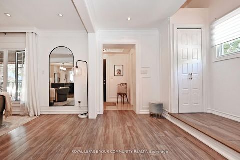 Photo 4 at 82 Centre Street, Aurora Village, Aurora