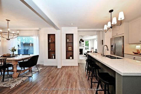 Photo 19 at 82 Centre Street, Aurora Village, Aurora