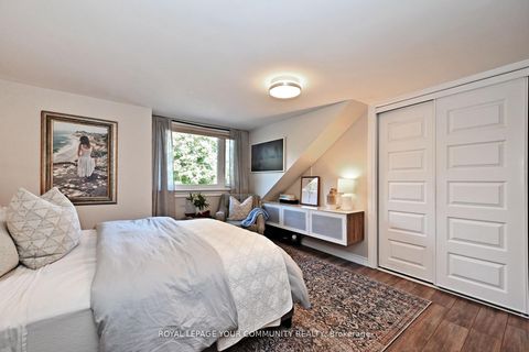 Photo 27 at 82 Centre Street, Aurora Village, Aurora