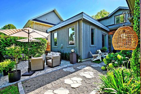 Photo 39 at 82 Centre Street, Aurora Village, Aurora