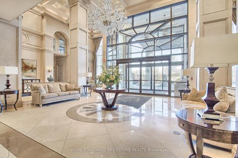 Photo 2 at 115 - 9225 Jane Street, Maple, Vaughan