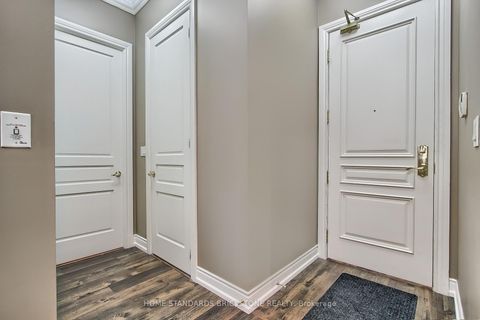 Photo 5 at 115 - 9225 Jane Street, Maple, Vaughan