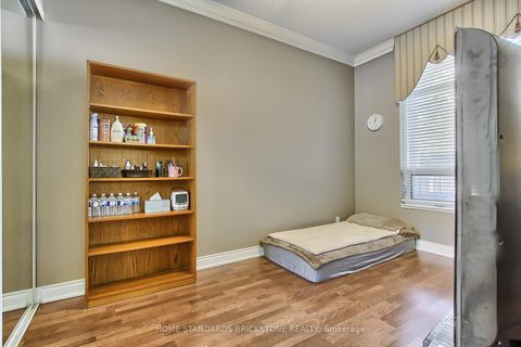 Photo 15 at 115 - 9225 Jane Street, Maple, Vaughan