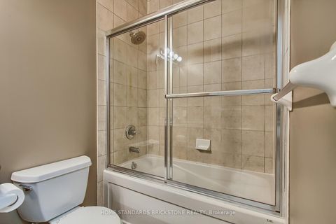 Photo 18 at 115 - 9225 Jane Street, Maple, Vaughan