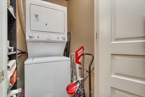 Photo 19 at 115 - 9225 Jane Street, Maple, Vaughan