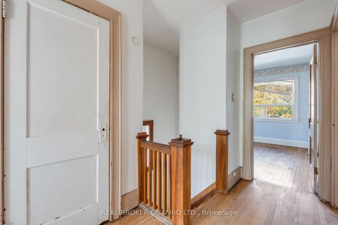 Photo 12 at 19 Lessard Avenue, Lambton Baby Point, Toronto