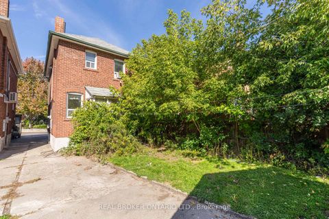 Photo 22 at 19 Lessard Avenue, Lambton Baby Point, Toronto