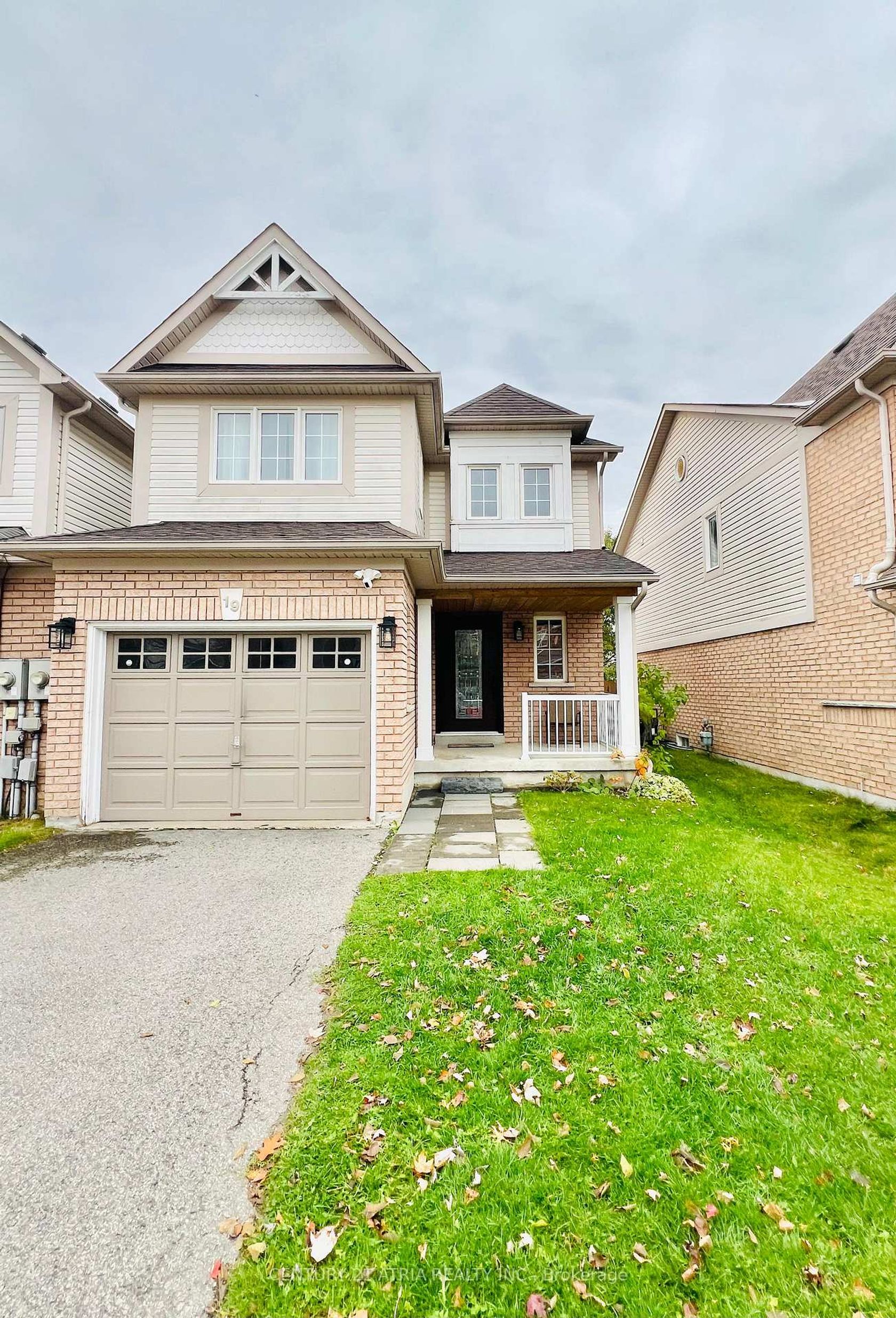 19 Bird Street, Edgehill Drive, Barrie photo number 2