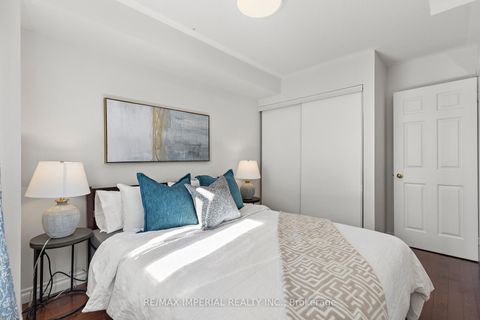 Photo 23 at 94 Littlewood Drive, RO River Oaks, Oakville