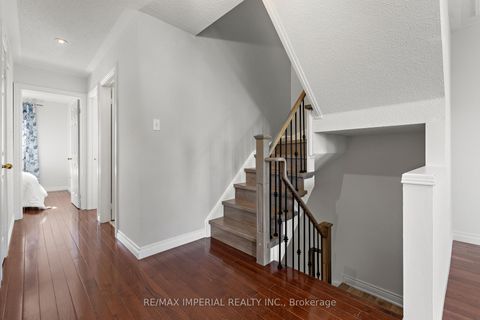 Photo 27 at 94 Littlewood Drive, RO River Oaks, Oakville