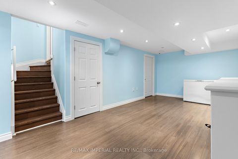 Photo 36 at 94 Littlewood Drive, RO River Oaks, Oakville