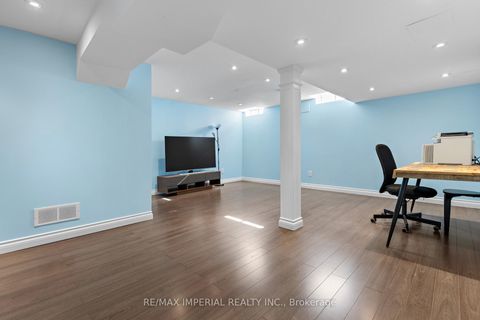 Photo 37 at 94 Littlewood Drive, RO River Oaks, Oakville