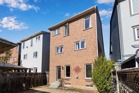 Photo 40 at 94 Littlewood Drive, RO River Oaks, Oakville