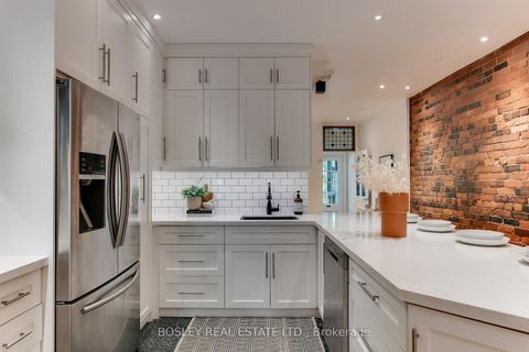 Photo 8 at 6 Prospect Street, South St. James Town, Toronto