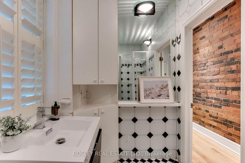 Photo 11 at 6 Prospect Street, South St. James Town, Toronto