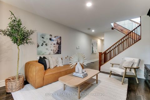 Photo 13 at 6 Prospect Street, South St. James Town, Toronto