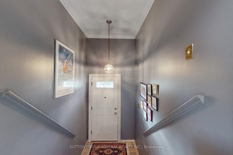 Photo 14 at 3 Regatta Crescent, Newtonbrook West, Toronto