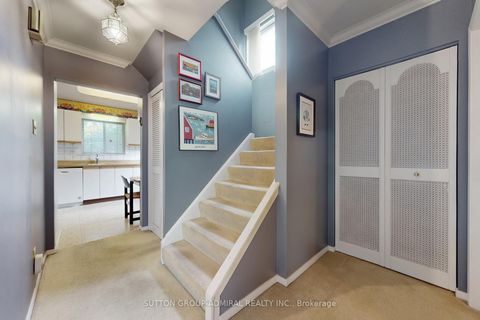 Photo 15 at 3 Regatta Crescent, Newtonbrook West, Toronto