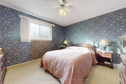 Photo 16 at 3 Regatta Crescent, Newtonbrook West, Toronto