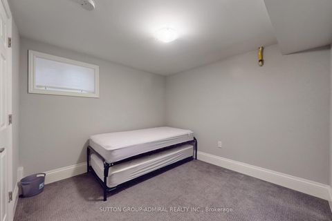 Photo 33 at 3 Regatta Crescent, Newtonbrook West, Toronto