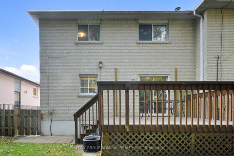 Photo 37 at 3 Regatta Crescent, Newtonbrook West, Toronto