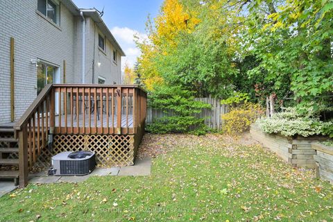 Photo 39 at 3 Regatta Crescent, Newtonbrook West, Toronto