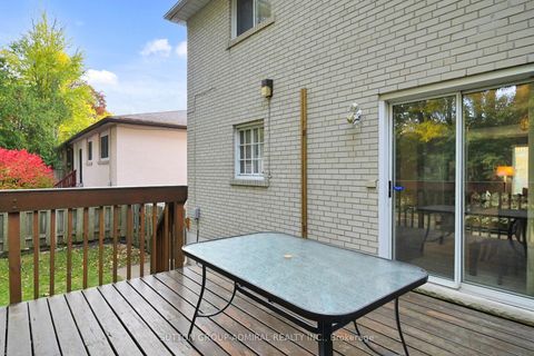 Photo 42 at 3 Regatta Crescent, Newtonbrook West, Toronto