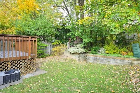 Photo 49 at 3 Regatta Crescent, Newtonbrook West, Toronto