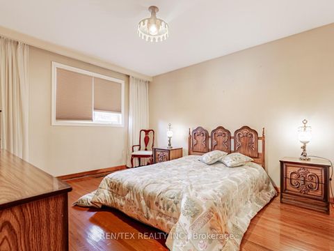 Photo 7 at 6 Blacksmith Crescent, Black Creek, Toronto