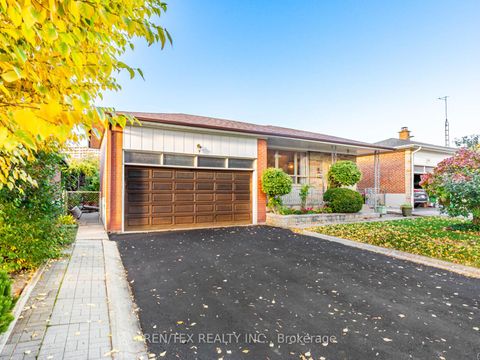 Photo 16 at 6 Blacksmith Crescent, Black Creek, Toronto