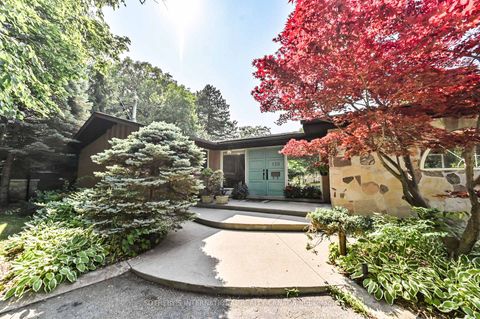 Photo 1 at 130 Monsheen Drive, East Woodbridge, Vaughan