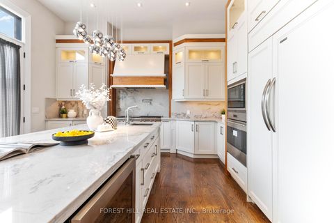 Photo 12 at 57 Wedgewood Drive, Newtonbrook East, Toronto