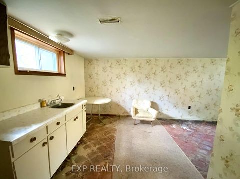 Photo 9 at 69 Edgar Avenue, South Richvale, Richmond Hill