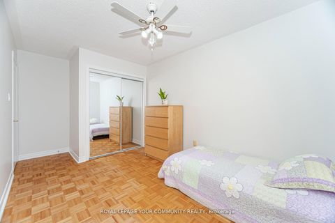 Photo 24 at 264 America Avenue, Vellore Village, Vaughan