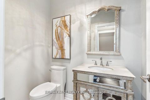 Photo 12 at 39 Condor Way, Kleinburg, Vaughan