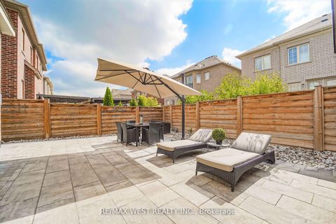 Photo 25 at 39 Condor Way, Kleinburg, Vaughan