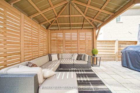 Photo 27 at 39 Condor Way, Kleinburg, Vaughan