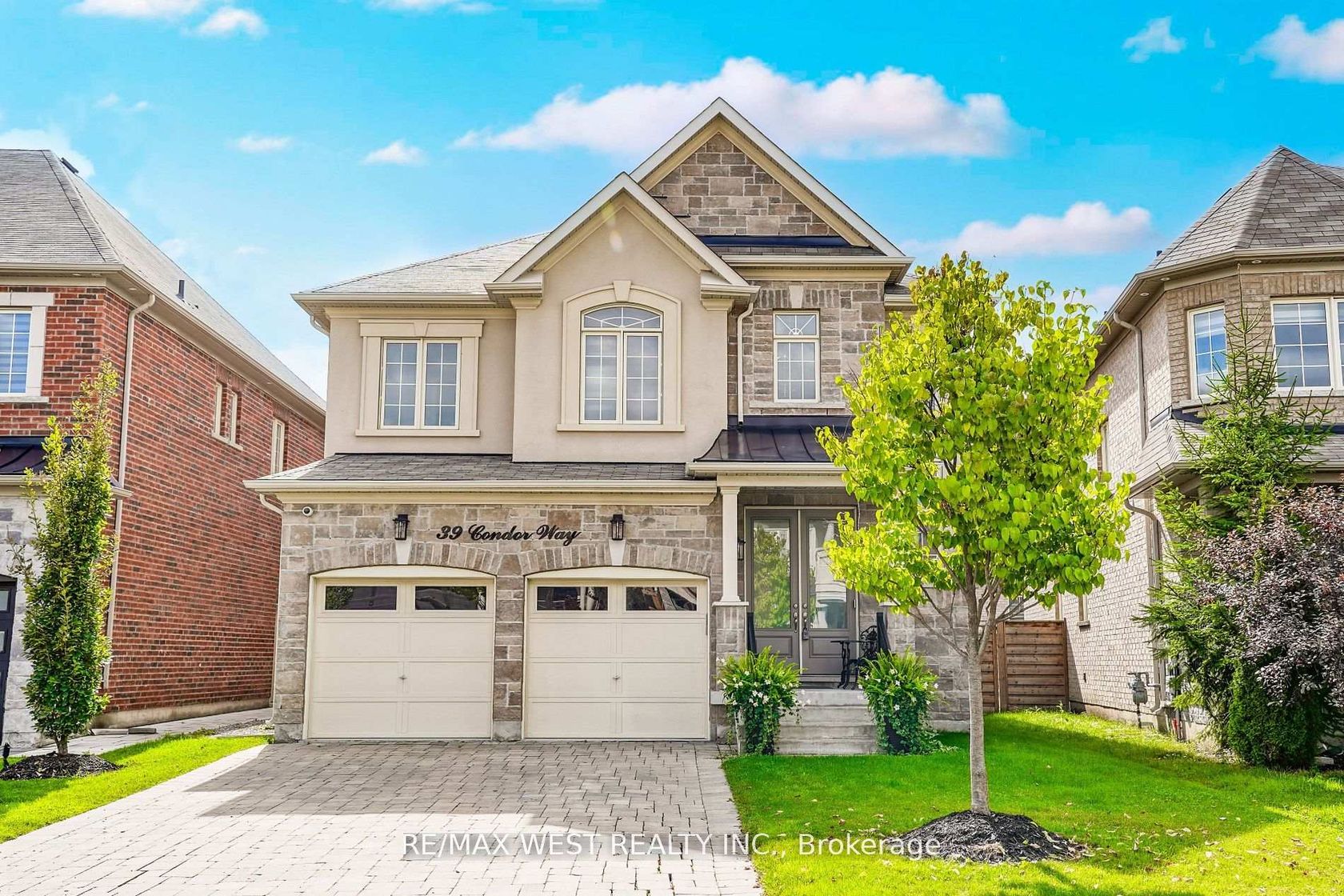 39 Condor Way, Kleinburg, Vaughan 