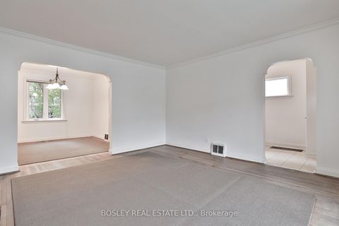 Photo 6 at 17 Fairholme Avenue, Lawrence, Toronto