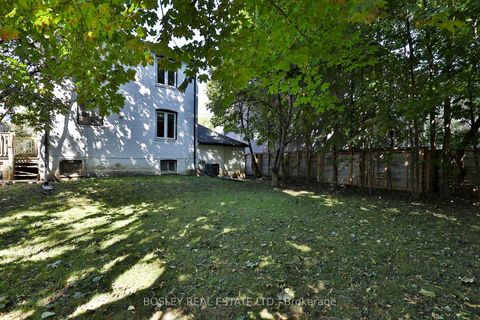 Photo 27 at 17 Fairholme Avenue, Lawrence, Toronto