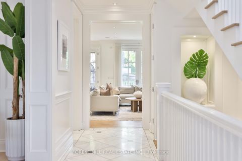 Photo 11 at 6 Esgore Drive, Nortown, Toronto