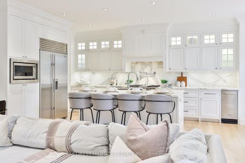 Photo 16 at 6 Esgore Drive, Nortown, Toronto