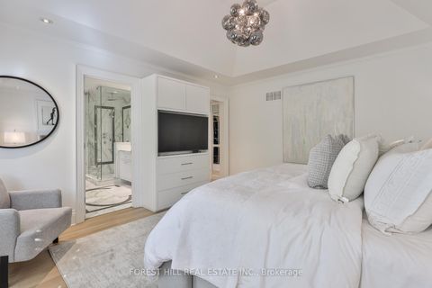 Photo 32 at 6 Esgore Drive, Nortown, Toronto