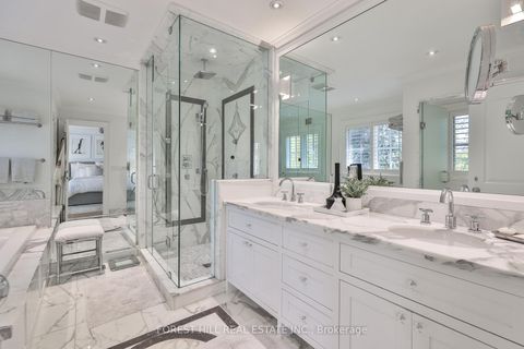 Photo 33 at 6 Esgore Drive, Nortown, Toronto