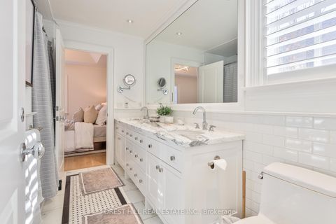 Photo 37 at 6 Esgore Drive, Nortown, Toronto