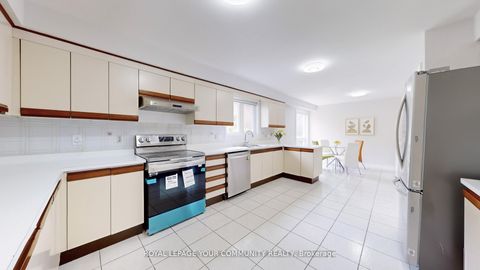 Photo 6 at 731 Glencairn Avenue, Lawrence, Toronto