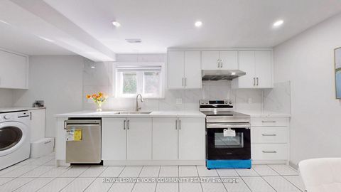 Photo 39 at 731 Glencairn Avenue, Lawrence, Toronto