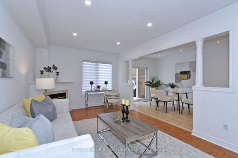 Photo 9 at 257 Deepsprings Crescent, Vellore Village, Vaughan