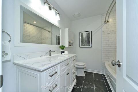 Photo 26 at 257 Deepsprings Crescent, Vellore Village, Vaughan