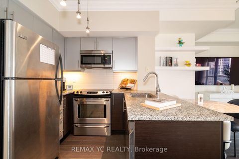 Photo 4 at 1709 - 83 Redpath Avenue, Mount Pleasant West, Toronto